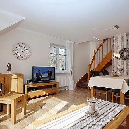 Papillon 02-8 Apartment *